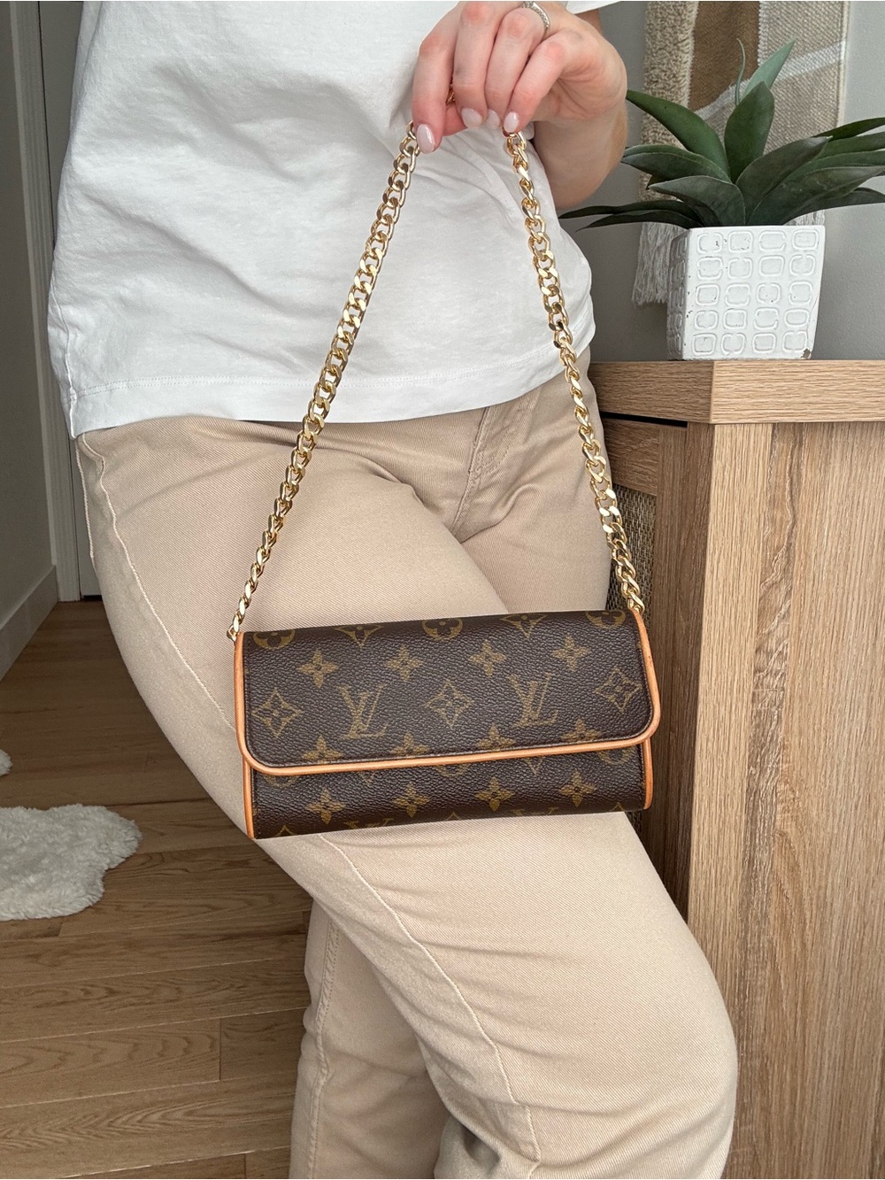 ✅AUTH✅LOUIS VUITTON TWIN PM SHOULDER BAG - Picture 17 of 17